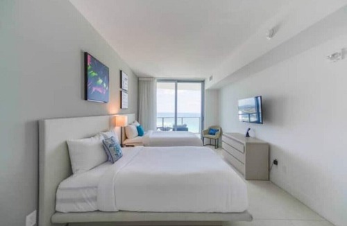Hallandale Beach Apartment | Stunning Hyde 2BR Condo Top Amenities Front beach in Hollywood