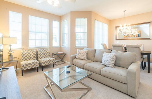 Loughman Condo | Stunning, Newly Renovated Condo, Near Disney and Universal