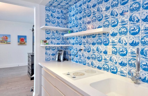 West Avenue Condo | Stunning View in South Beach 2 Bedroom 2 Bath with Balcony