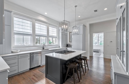 Watercolor House | Stunning WC Home | Private 6-Seat Golf Cart + Adult Bikes | Steps from Camp
