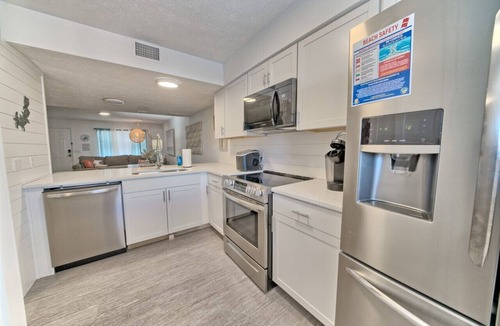 Riviera Beach Villa | Stunningly Remodeled 2-Bedroom Townhouse Across the Street From the Beach!