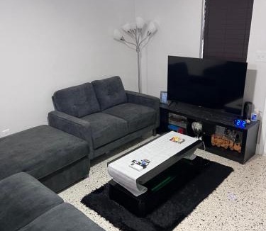 Allapattah Apartment | Stylish 1BR w Free Parking, near Wynwood & DT