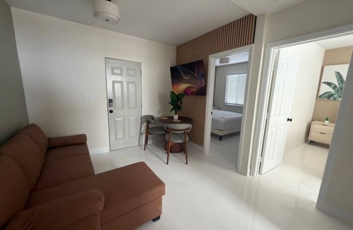 North Beach Apartment | Stylish Newly Renovated Boutique 208–Walk to Beach