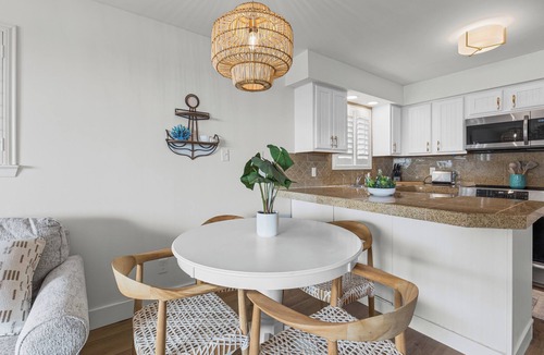 Orange Beach East Condo | Stylish Updated Riverfront Condo with Pool & Beach Access, Orange Beach, Al
