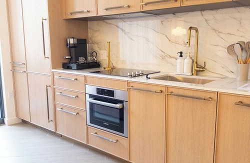 Wynwood Art District Condo | Stylish Wynwood Studio | Pool, Gym & Arts District Access