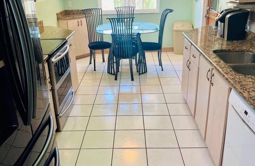 Ormond Beach House | Sun, Salt & Serenity Coastal Getaway Just 7 Minutes from the Beach