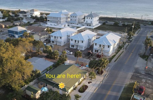 Bid-a-wee Beach House | 🌊 “Sun, sand, and a deal you don’t want to miss—let’s get you to the beach!”