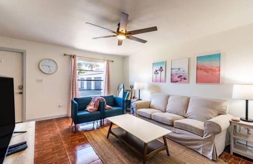 Indialantic Condo | Sunny Beachside Retreat: Cozy 2 bed Townhouse!