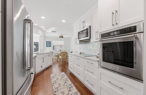Moorings House | Sunny Vero Beach Escape W/Private Pool, BBQ Grill & Steps to Private Beach Access! 🌴🍹