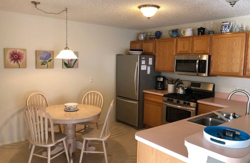 Sanibel Villa | Sunny Villa with everything you need including golf cart, Wi-Fi, screened garage