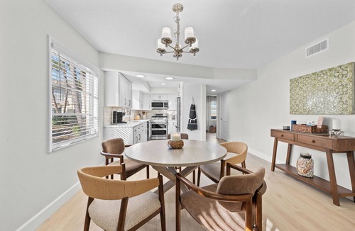 Whitney Beach Condo | SunnyMar Retreat Beach Access Heated Pool Near Historic Bridge Street