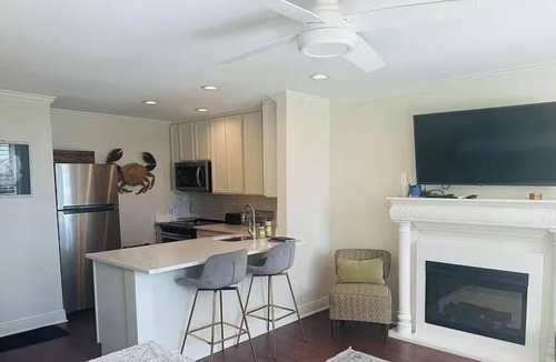 Daphne Apartment | Sunset Bay~Bay/Sunset View Condo in Daphne, AL