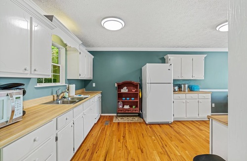 Bremen House | Sunset Cove: 4 BR, 3 BA House in Bremen, Sleeps 12