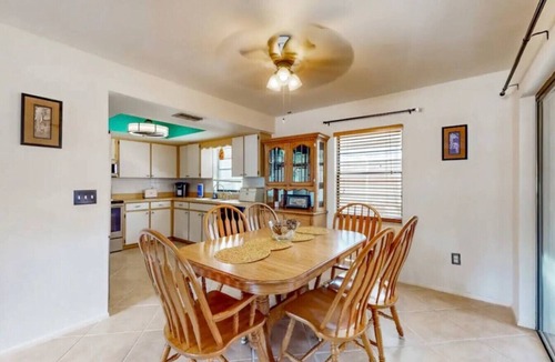Homosassa House | Sunset Oasis (Homosassa Springs)