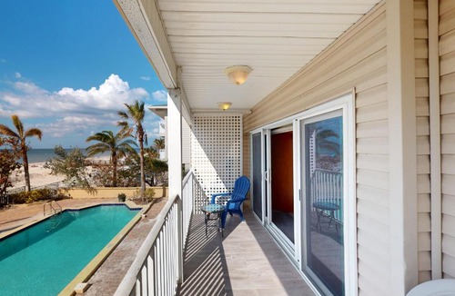 Indian Rocks Beach House | Sunset Paradise #10