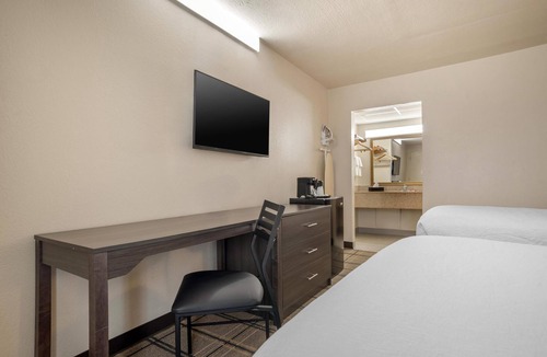 Gonzales Hotel | SureStay by Best Western Gonzales