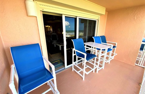 Cocoa Isles Condo | Swell Life in CB 2/2 Direct Ocean View Condo near Downtown CB