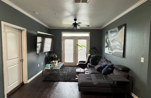 Carver City - Lincoln Gardens Condo | Tampa International airport Cozy 2bedroom condo in wonderful Tampa with AC, WiFi