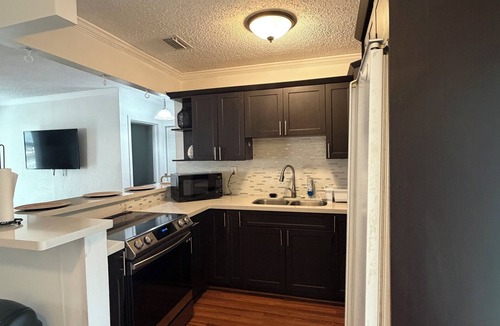 Cutler Bay House | Terrific 2-bedroom townhome with AC in vibrant Miami