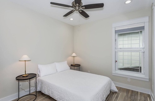 Downtown House | "The Belmont" - Upscale Luxury Downtown Living - One Block Off Palafox