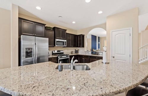 Loughman Cottage | The Cinehaven at Solterra by Shine Villas 407
