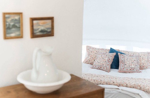 Cocoa Bed & Breakfast | The Cocoa Room with Private Ensuite in Boutique B&B, The Parrish Grove Inn