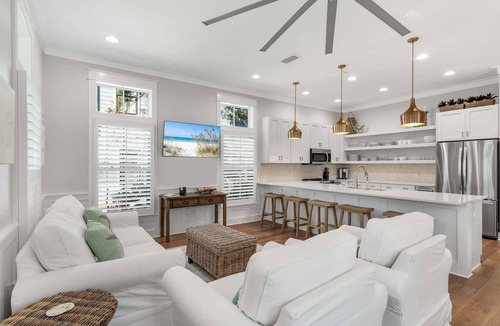 Seacrest House | The Crab House with Golf Cart & Pool