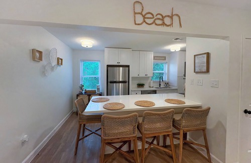 Biloxi Condo | The Dwelling Place - 2BR Coastal Condo in Ocean Springs