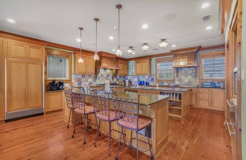 Orange Beach House | The Gayosa House 9BR Beachfront Oasis with Private Pool Hot Tub