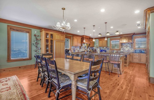 Orange Beach House | The Gayosa House | A Grand Gulf-Front Estate