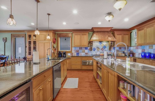 Orange Beach House | The Gayosa House | A Grand Gulf-Front Estate
