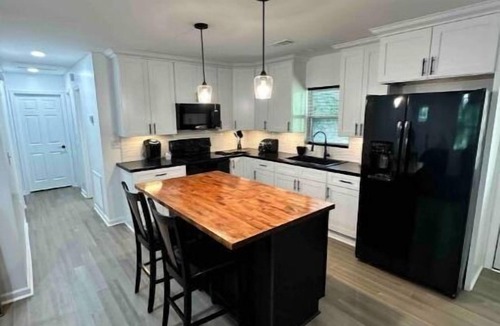 Cottondale House | The Glen Home