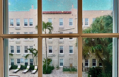 Palm Beach - West Palm Beach Condo | The Green Room - Serene Poolview Studio with Parking Spot and 24x7 Front Desk