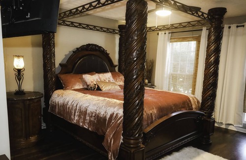 Phenix City House | The House of Affirmations located 15 minutes away from Ft Benning!