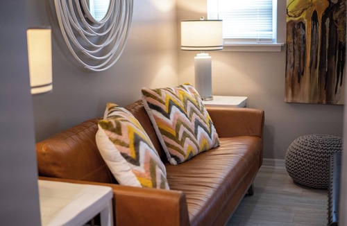 Central Beach Hotel | The Islander Inn