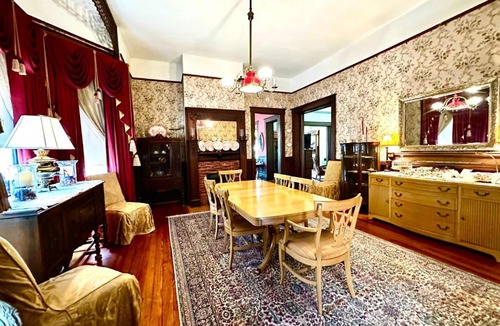 Hannon Park Apartment | The Kate Shepard House