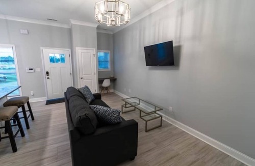 Belle Mina Apartment | The Kennedy Suite B