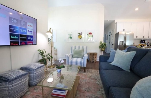 Pleasant Street House | The Lotus Suite 🪷 JUST BUILT Family-Friendly