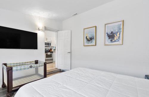 Ojus House | The Miami Enchanted Lake House
