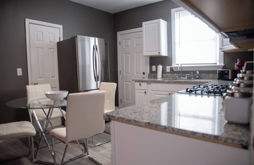 Gentilly Terrace House | The Rouge Retreat | Cozy Stay Near French Qtr