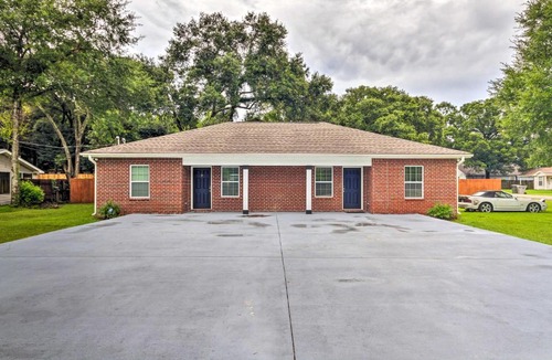 Pensacola Heights House | 'The Royal Retreat' ~ 10 Mi to Local Beaches!