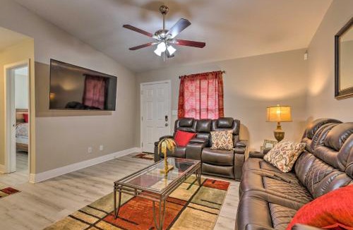 Pensacola Heights House | 'The Royal Retreat' ~ 10 Mi to Local Beaches!