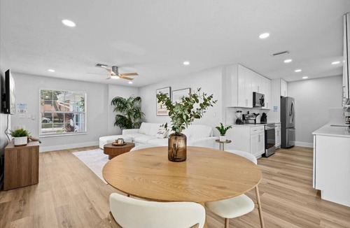 North River Shores Apartment | The Sailfish Suite- Remodeled 2BR Near Downtown