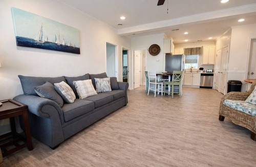 Pensacola Beach House | The Sandbar Cottage~Cozy Beach Bunkhouse Pensacola Beach Florida