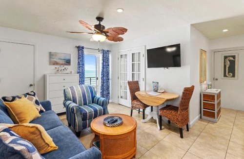 Longboat Key Apartment | The Sea Is Calling Open Thursday!