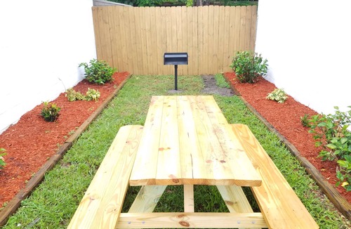 Bearss Plaza Apartment | The Solace Flats | Restorative Suite near Moffitt