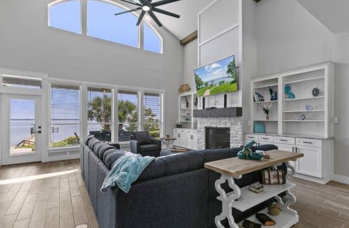 Green Cove Springs House | The W River Retreat in Green Cove Springs, FL