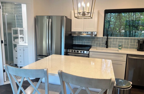 Golden Gate House | Tiny Mansion in Naples. 5 mins to Beach