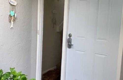 North Naples Condo | Townhome in North Naples ten minutes from the beach.