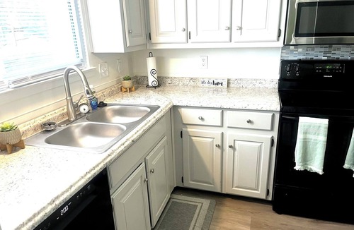 Gunter Afs House | Townhome within 6 -11 miles of Hospitals, Museums, AFB, Walking Trails & More!